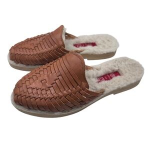 Espíritu Women's Tan Leather Slip-On Shoes with Wool Lining - Size 8